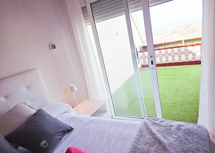 Апартаменти Luxury Sunset 408 Heated Pool With Air Condition And Sea Views